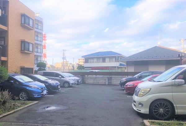 ライオンズマンション津田沼第６ 駐車場