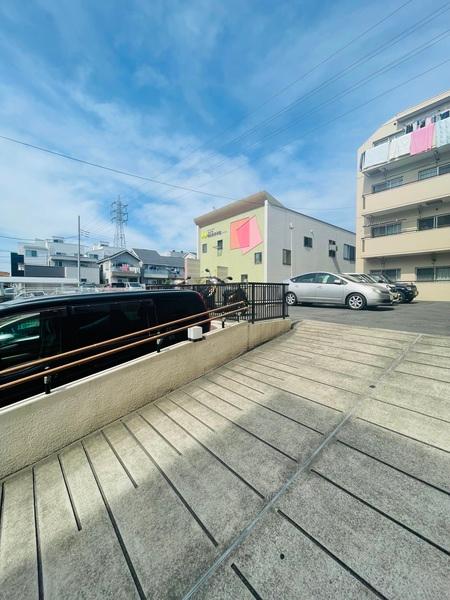 ワコー綱島 駐車場