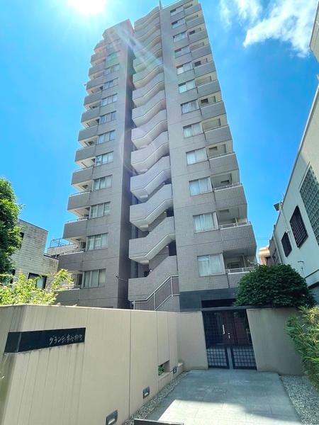 グランディ市谷柳町 外観