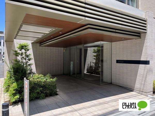 プレイズ春日部 エントランス