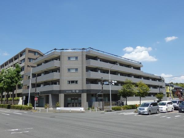 レフィーズ荏田 外観