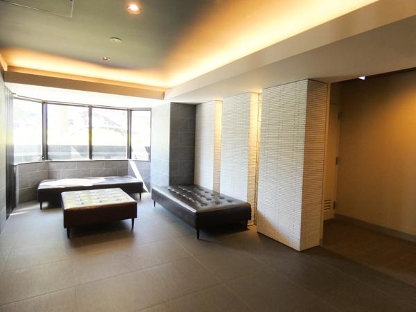 ブリシア新横浜 ロビー