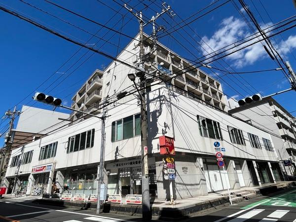 ドラックストア