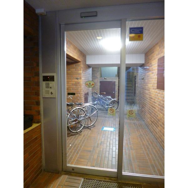 八重洲マンション エントランス