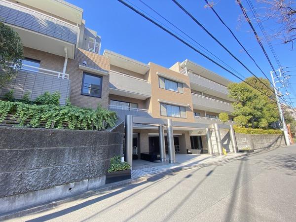 鉄筋コンクリート造地上4階建て・総戸数36
