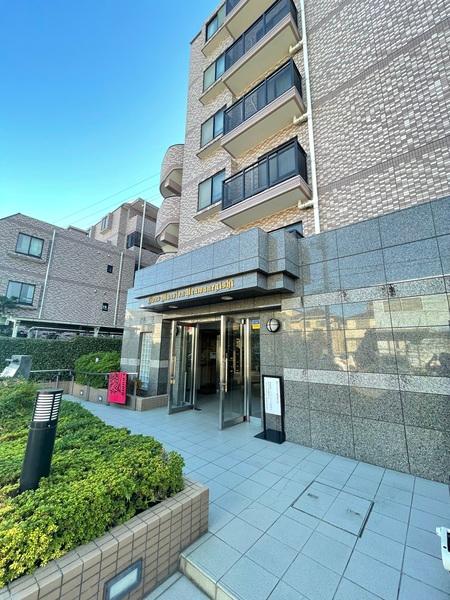 ライオンズマンション浦和根岸 エントランス