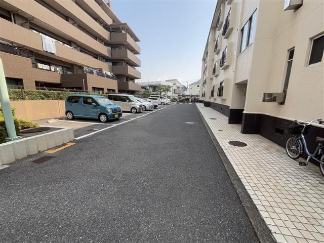 カーサ相之川 駐車場