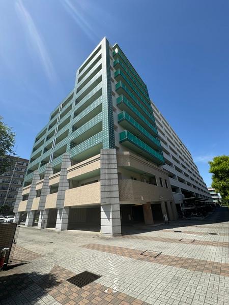 敷地は7,267㎡ゆとりの空間を演出