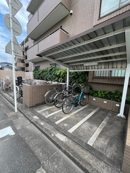 東急ドエル・アルス川崎大師 駐車場