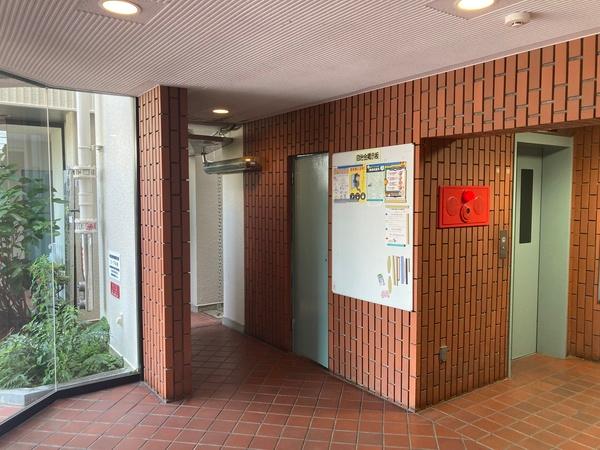 コープ行徳 ロビー