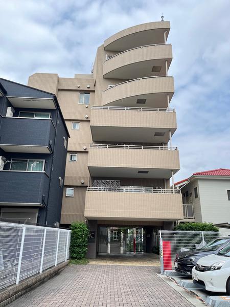 ライフレビュー等々力緑地公園 外観