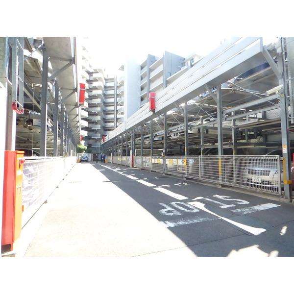 グランドオペラつつじヶ丘 駐車場