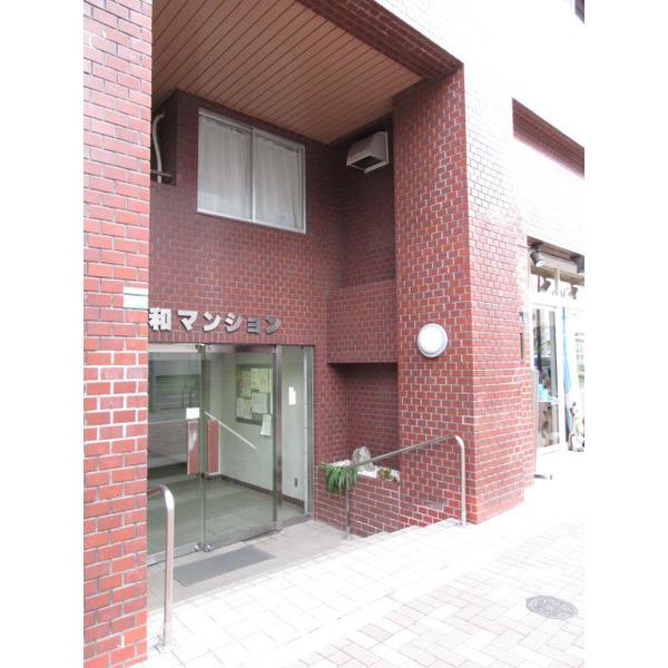 宏和マンション池袋 エントランス