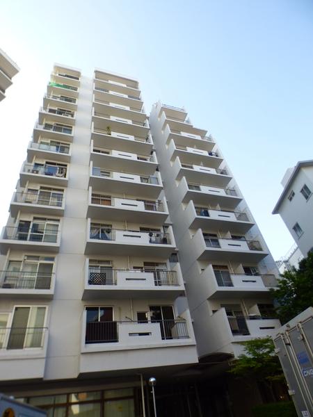 マンション雅叙苑１号館 外観
