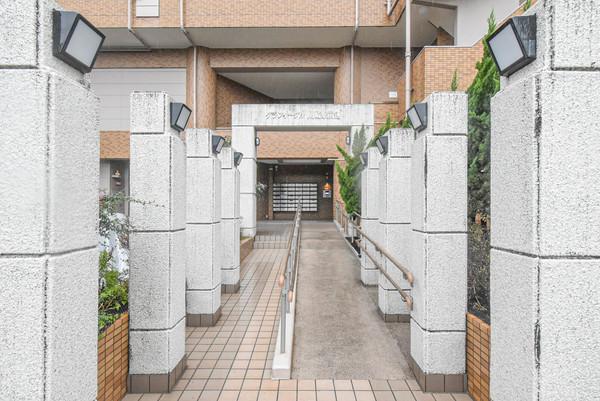 グランイーグル川崎駅前通 エントランス