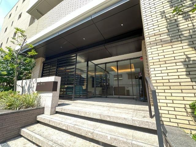 イニシア元住吉 エントランス