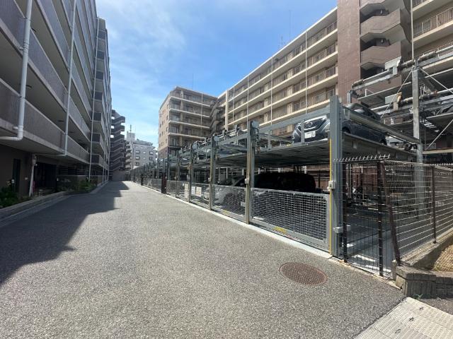 グランコート東松戸 駐車場