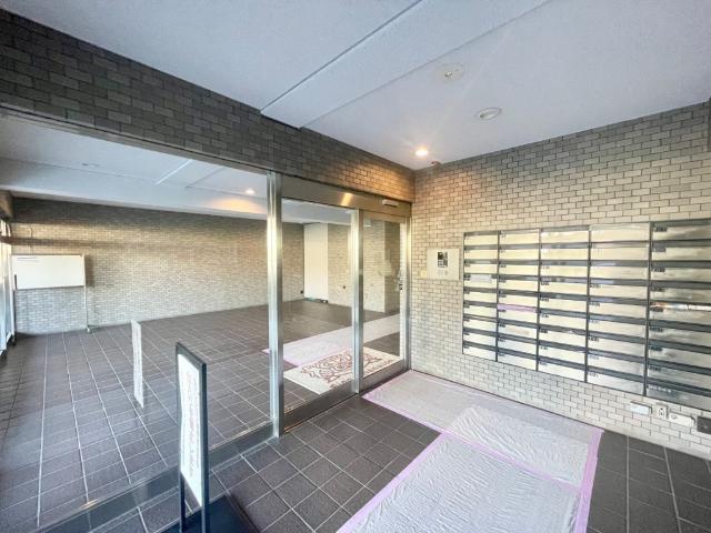 ライオンズマンション津田沼南 ロビー