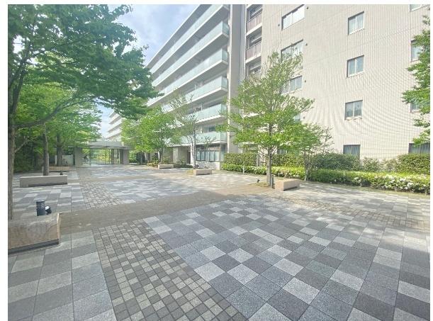 ブランズ市が尾ガーデン 外観