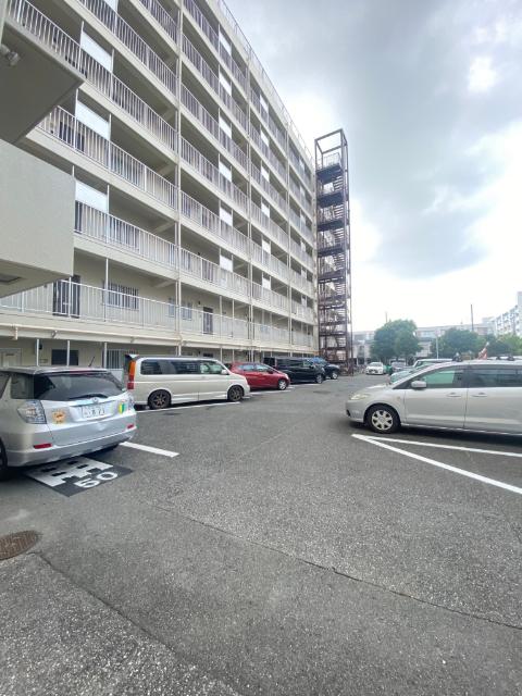 プラザ南行徳 駐車場