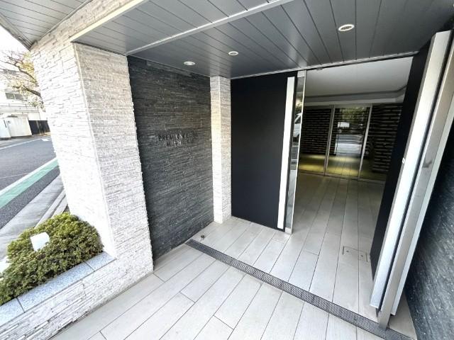 ＰＲＥＭＩＵＭ　ＣＵＢＥ三宿 エントランス