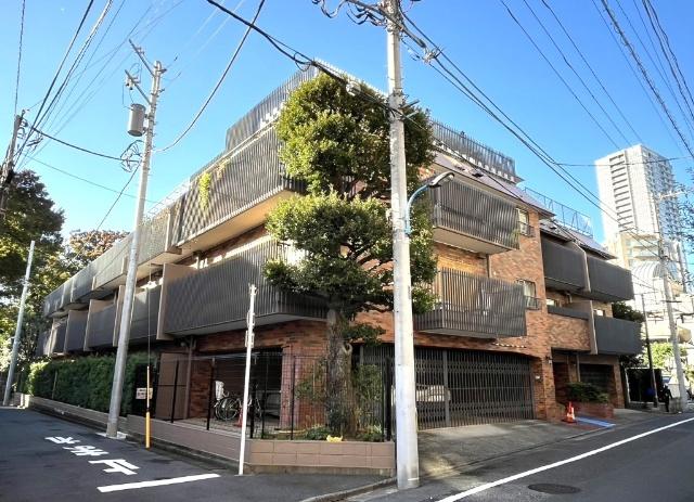 秀和内藤町レジデンス 外観
