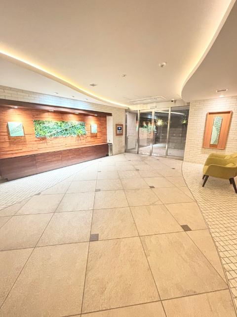 パークホームズ横濱中川 ロビー