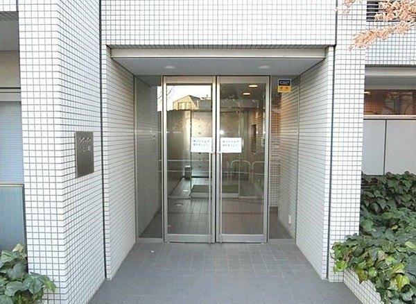 ワイライフ二子玉川 エントランス