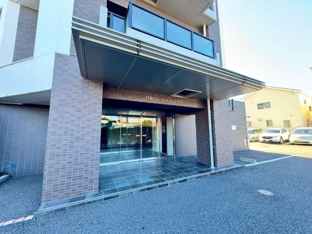 ヴェレーナ朝霞台デュオ エントランス