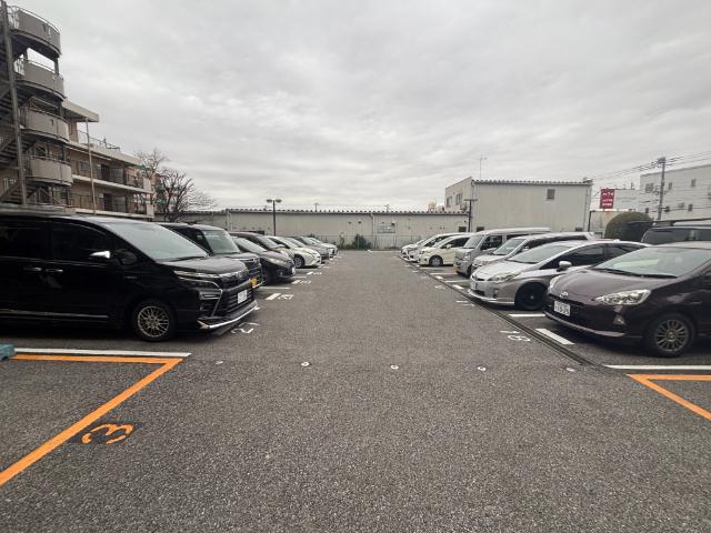 ガーデンプラザ柴又壱番館 駐車場