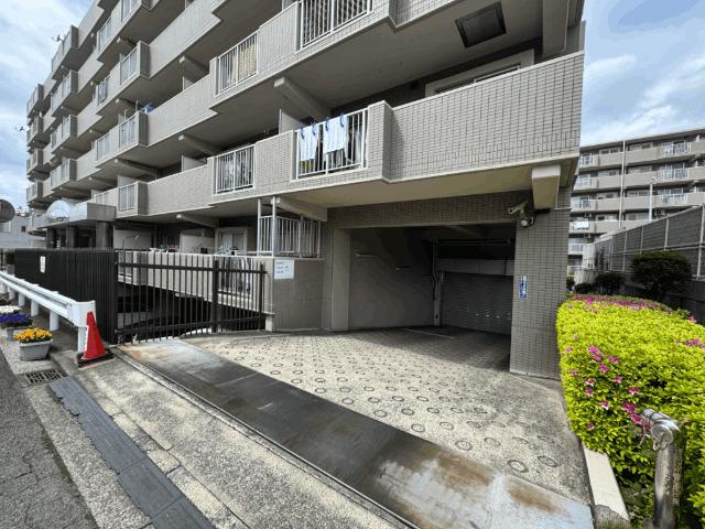 ライオンズガーデンつきみ野東 駐車場