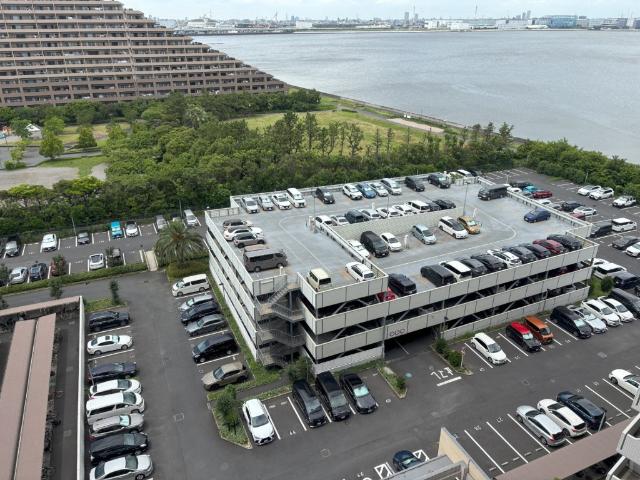 シーガーデン新浦安Ｃ棟 駐車場