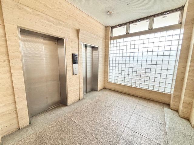 ホーメストプラザ十日市場東館 ロビー