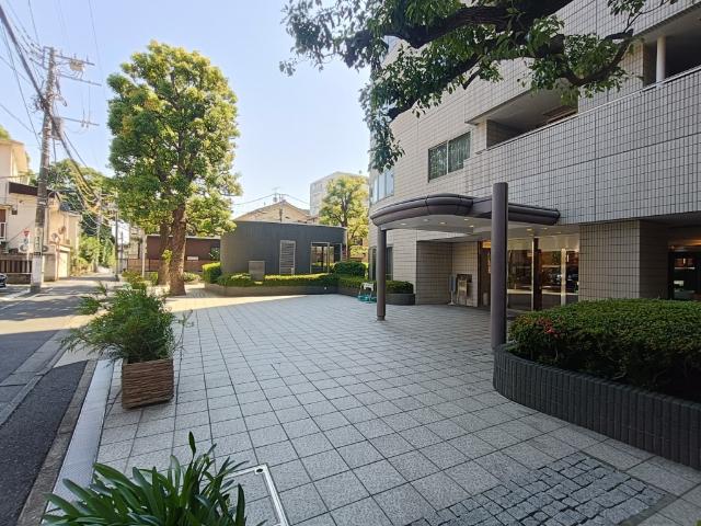 東高西ヶ原ペアシテイ エントランス