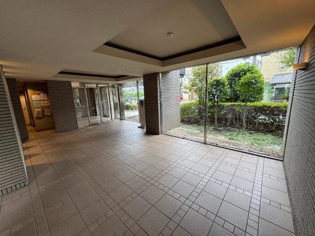 コスモ三鷹深大寺 ロビー