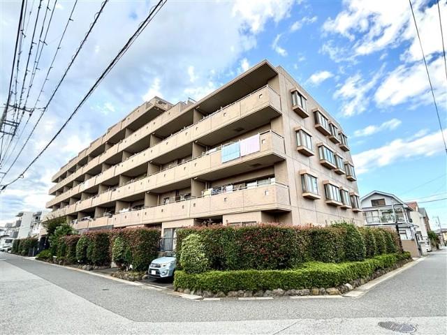 グランシュテル越谷 外観