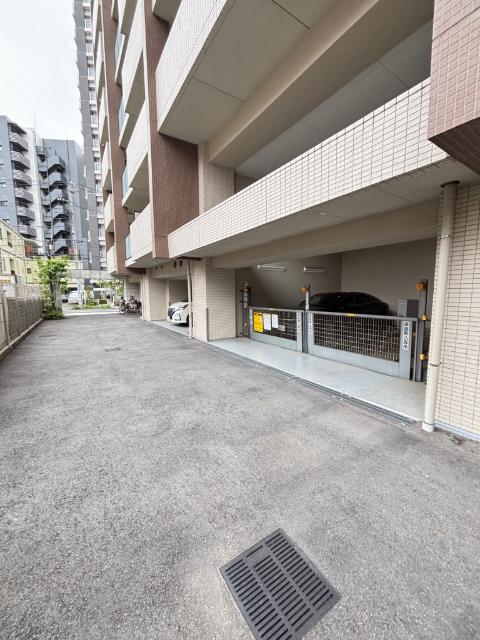 オープンレジデンシア亀有 駐車場