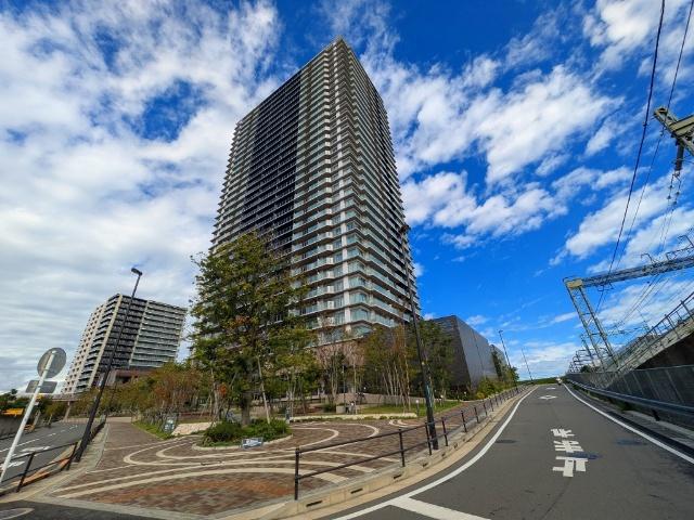 ＢｒｉｌｌｉａＴｏｗｅｒ聖蹟桜ヶ丘ＢＬＯＯＭＩＮＧＲＥＳＩＤＥＮＣＥ 外観