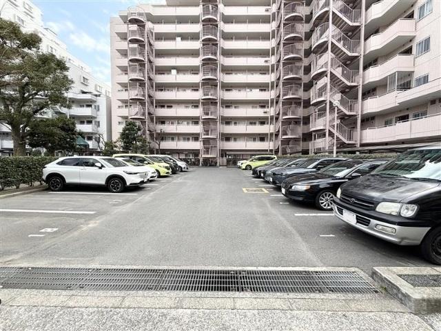 ツインシティ弐番館アルス東砂 駐車場