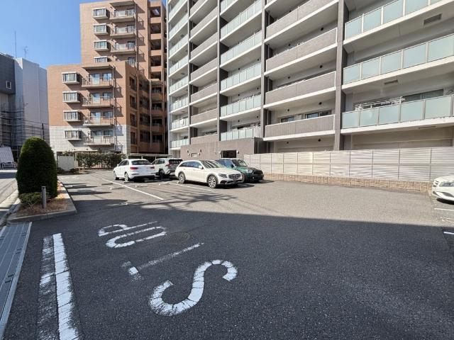 プレシス豊洲 駐車場
