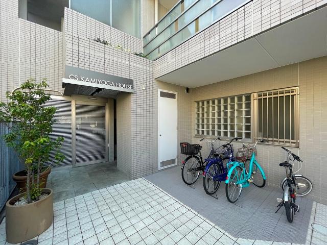 ＣＳ上用賀ハウス エントランス