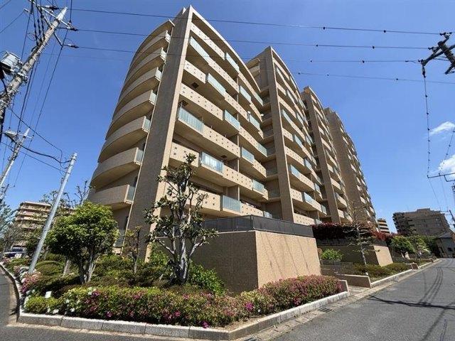 アルファグランデ成田弐番街 エントランス