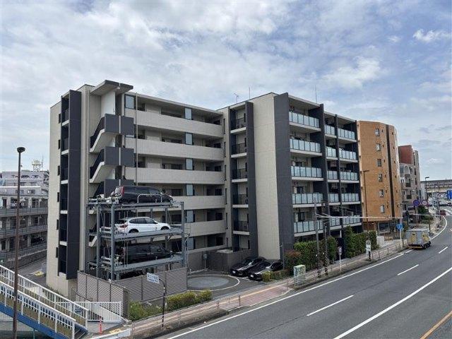 プレディア横浜三ツ沢 外観