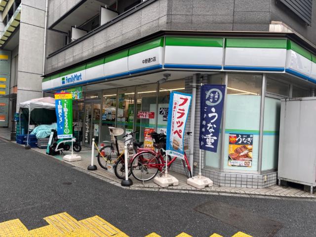 コンビニ