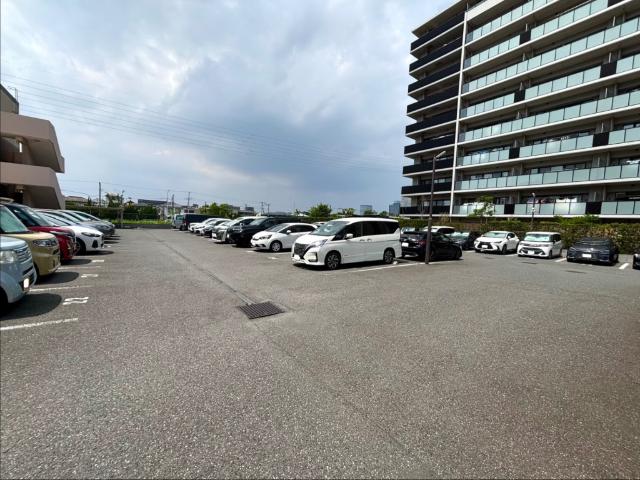 アルファグランデ新浦安 駐車場