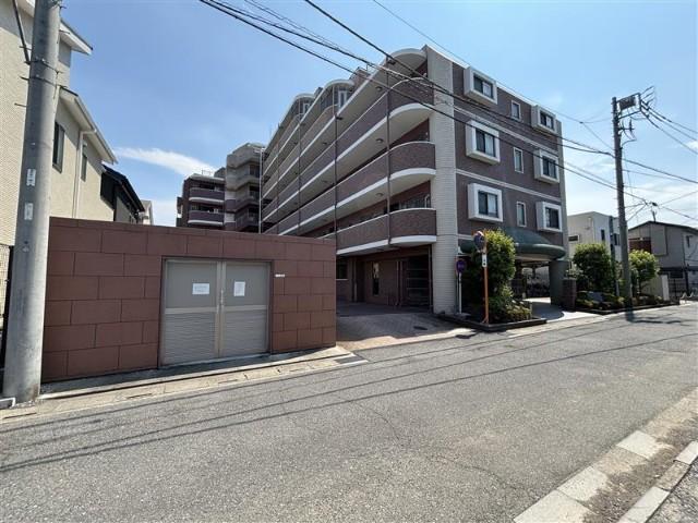 アンビシャス越谷 外観