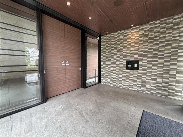 プレミスト志村三丁目 エントランス