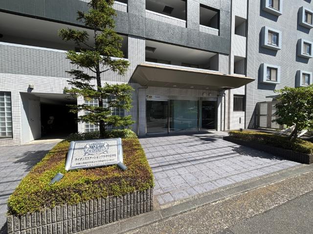 ライオンズステーションプラザ十日市場 エントランス