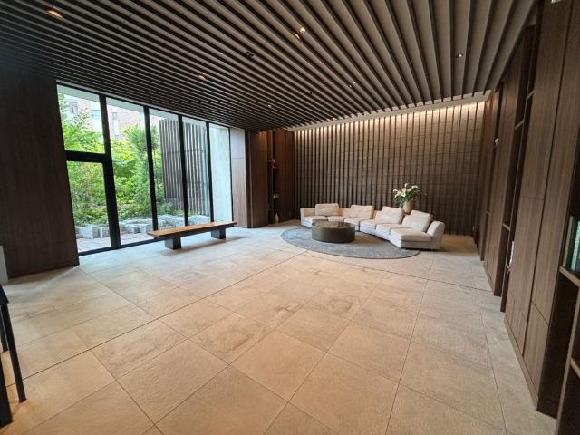 ブランズタワー所沢 ロビー