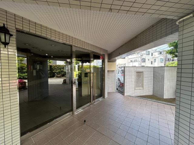 クリオ登戸壱番館 エントランス